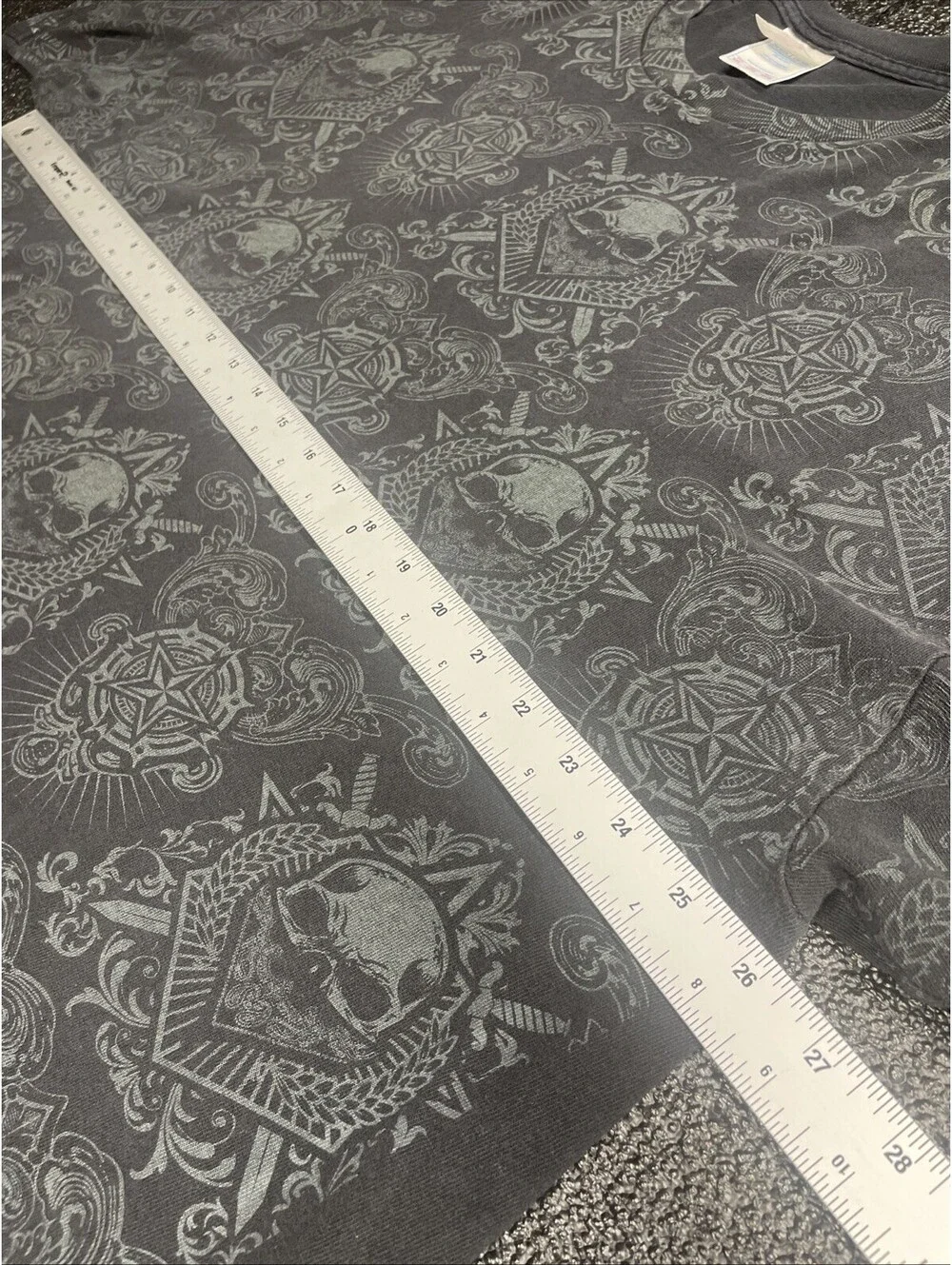Tennessee River Y2K Skull Graphic Black Grey Shirt 3XL Short/Wide Double Stitch